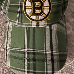 Bruins visor new Green Plaid Cap